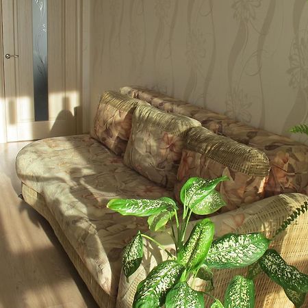 Apartment "Ostrova" Kryschaniwka Exterior foto